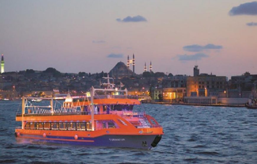 Golden Horn And Bosphorus Boat Tour In Istanbul