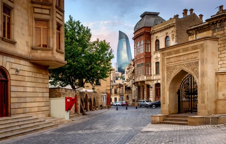Historic Walking Tour in Baku Old City